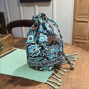 Vera Bradley Ditty Bag in Retired Java Blue Pattern